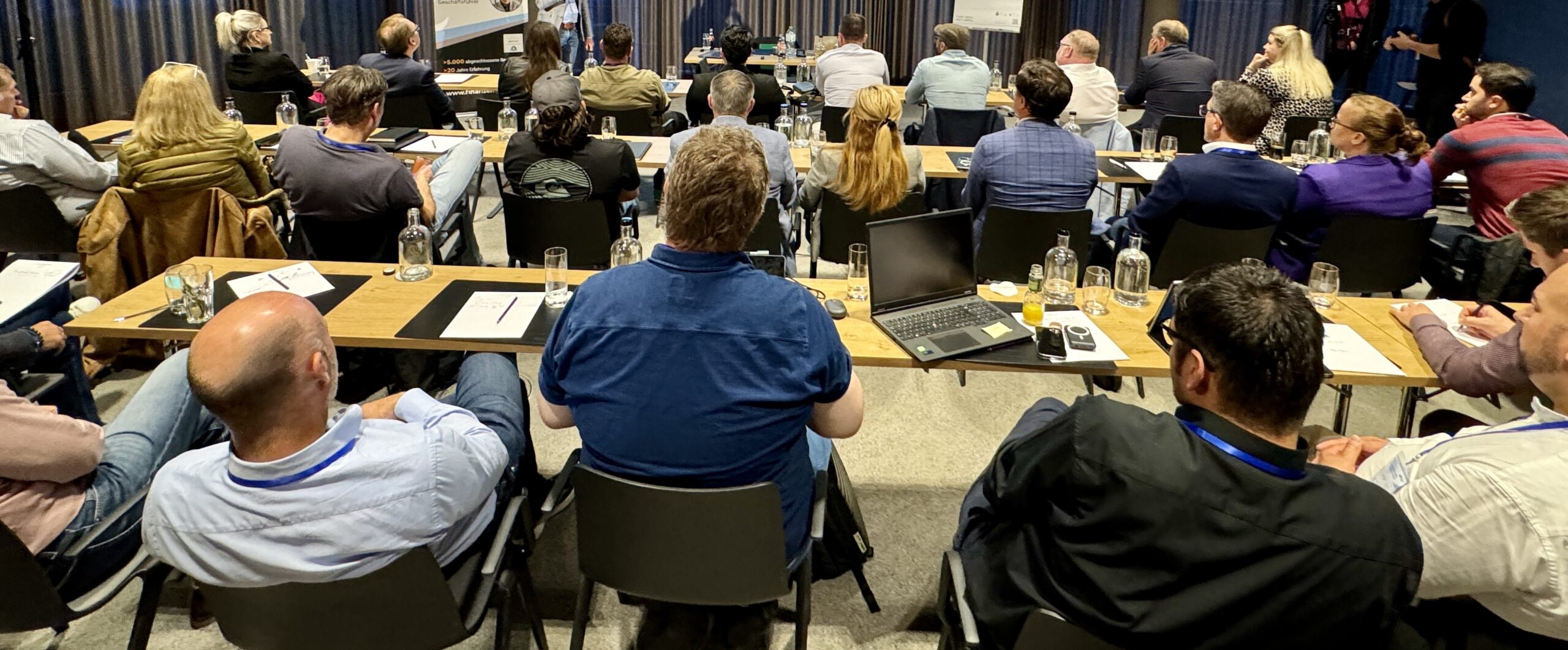 e97598e4-e7a5-457d-b32d-7cdfac343563